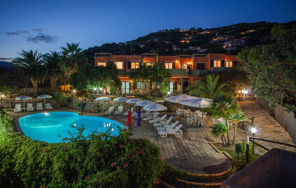 Appart Hotel Residence Villasimius Exterior photo